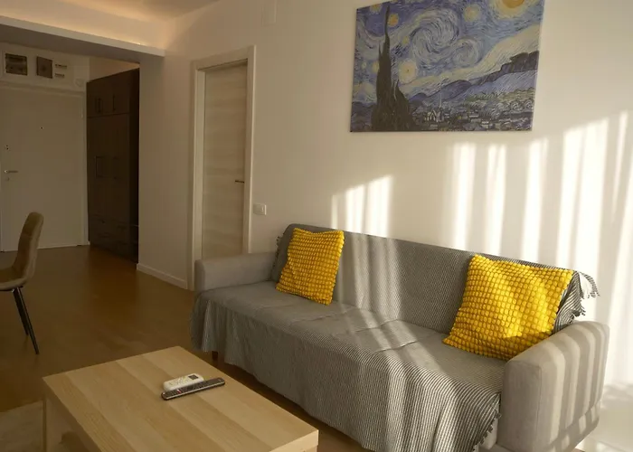 Zen 5-6 Apartments In Stefan Cel Mare